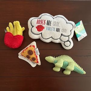 Dog toys (4)